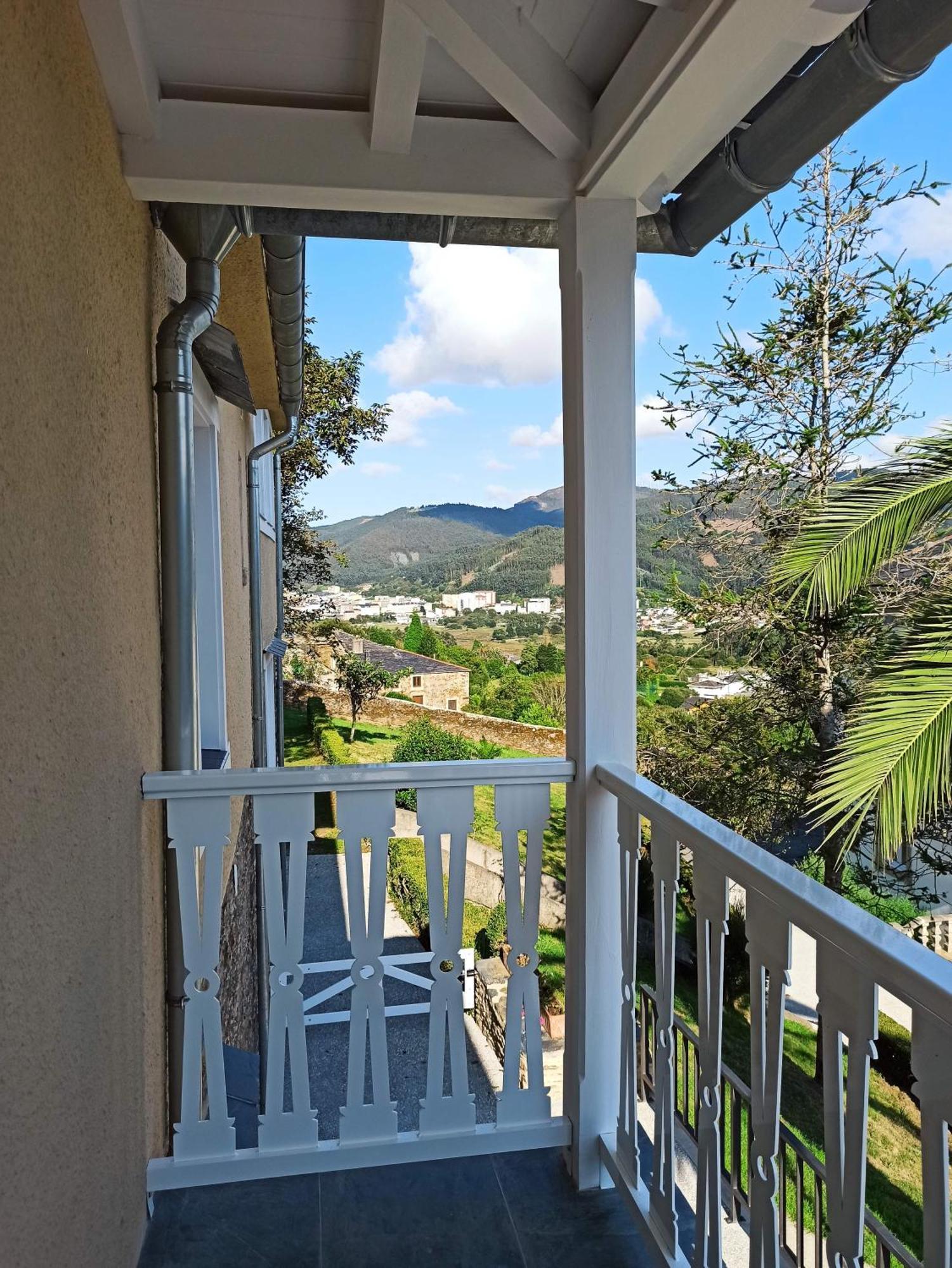 Apartamentos Minas De Silvarosa Viveiro Εξωτερικό φωτογραφία